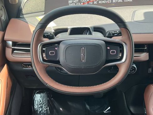 New 2027 Lincoln Navigator L Reserve AWD/4WD image 19