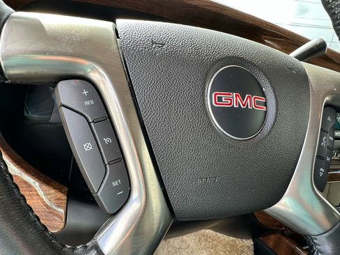 Used 2014 GMC Savana 1500 image 19