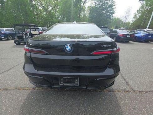 Certified 2025 BMW 750e xDrive image 17