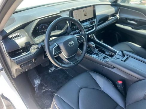 Certified 2026 Toyota Grand Highlander AWD Hybrid image 15
