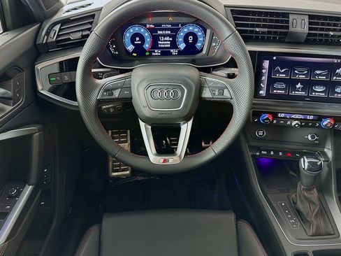 Used 2025 Audi Q3 2.0T Premium Plus w/ Premium Plus Package AWD/4WD image 5