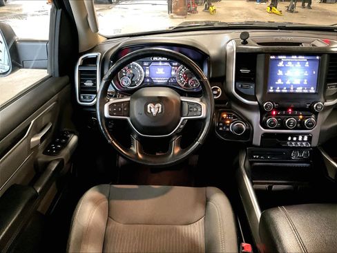 Used 2019 RAM 1500 Big Horn image 17