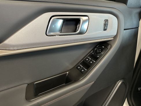 New 2026 Ford Explorer Active w/ Active Comfort Package AWD/4WD image 29