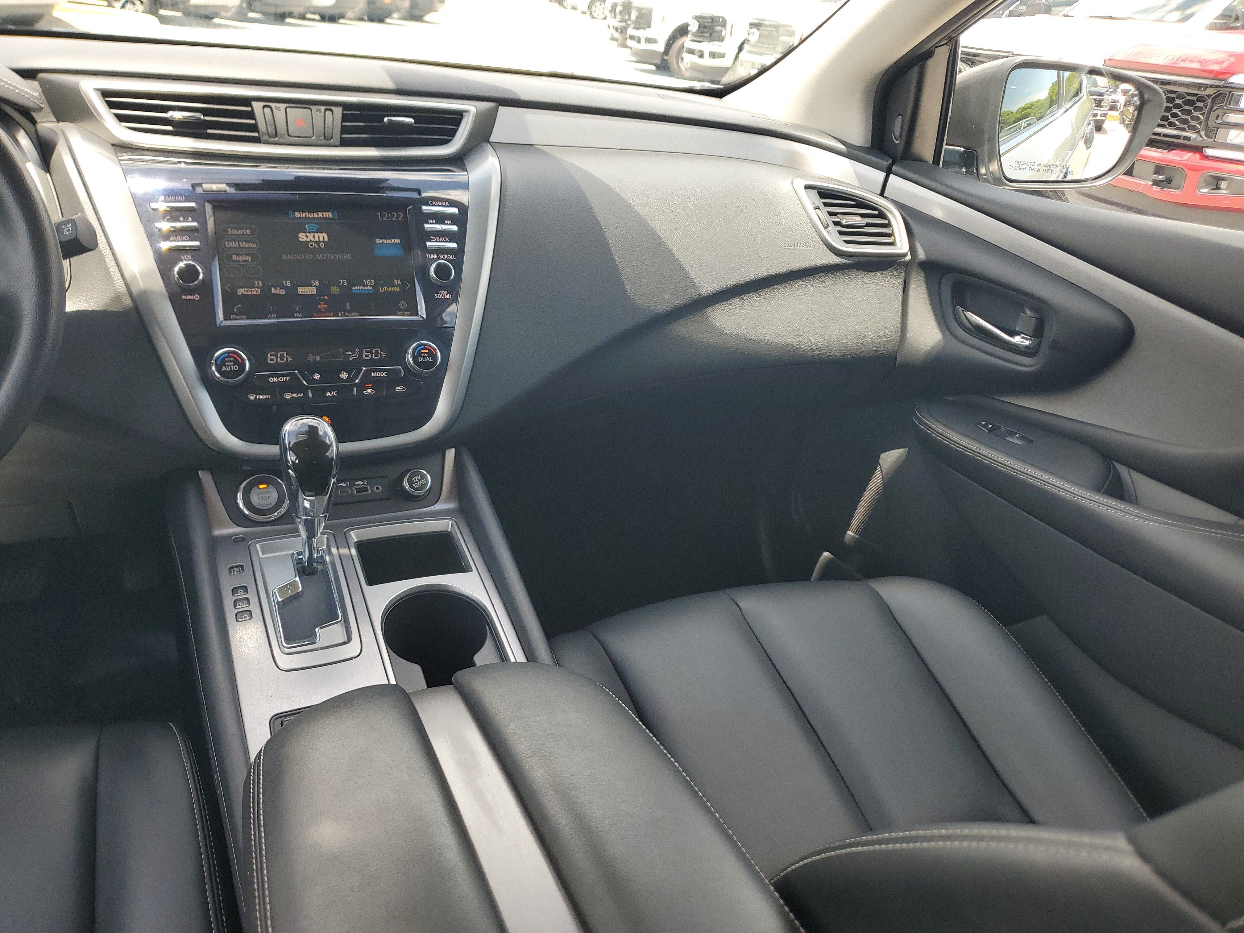 Certified 2024 Nissan Murano SV w/ SV Midnight Edition Package FWD image 16