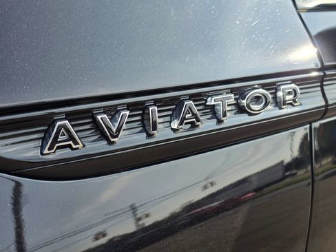 Used 2025 Lincoln Aviator Black Label w/ Jet Appearance Package AWD/4WD image 6