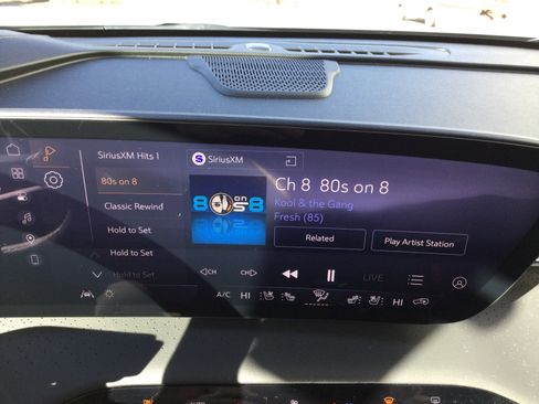 New 2026 Buick Enclave Avenir w/ Super Cruise Package image 11