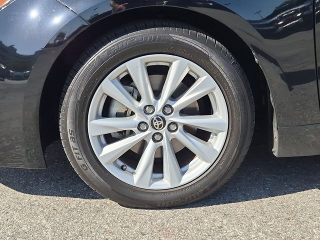 Used 2023 Toyota Corolla SE w/ SE Premium Package FWD image 23
