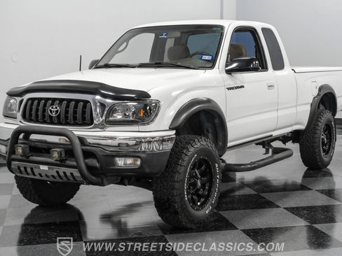 Used 2002 Toyota Tacoma PreRunner image 17