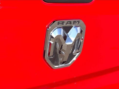 Used 2024 RAM 2500 Big Horn w/ Bed Utility Group image 30