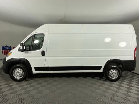 Used 2023 RAM ProMaster 2500 image 6