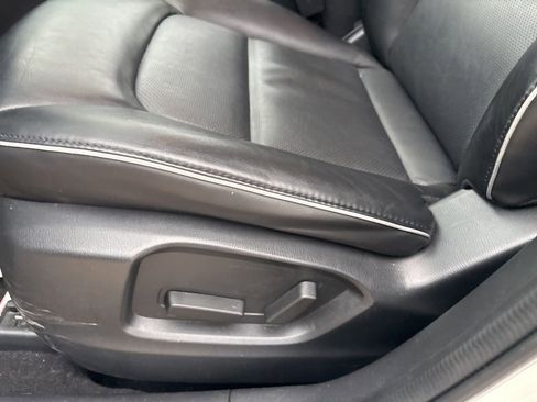 Used 2025 MAZDA CX-5 AWD 2.5 S w/ Select Package image 12