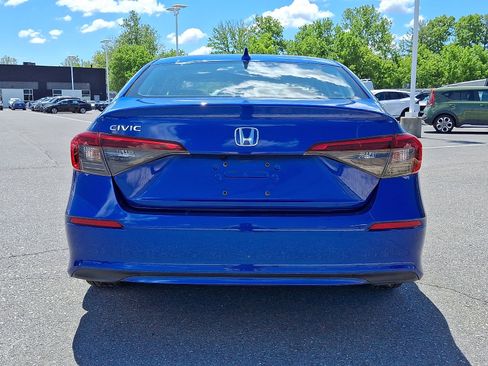 Used 2022 Honda Civic EX image 6