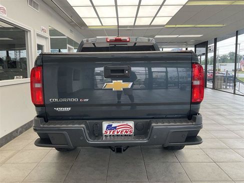 Used 2020 Chevrolet Colorado Z71 AWD/4WD image 6