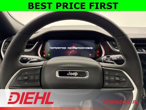 New 2025 Jeep Grand Cherokee L Limited w/ Luxury Tech Group II image 28