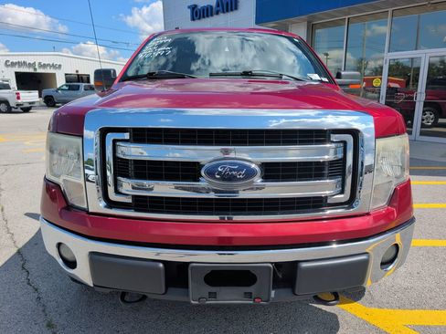 Used 2013 Ford F150 XLT w/ Mid Equipment Group AWD/4WD image 2