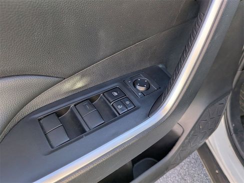 Used 2024 Toyota RAV4 LE image 13