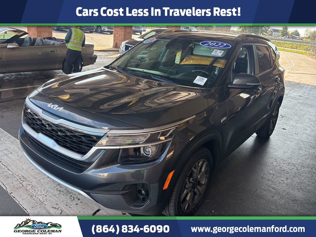 Used 2022 Kia Seltos EX AWD/4WD image 1