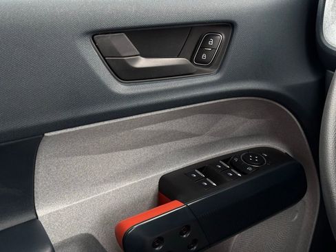 Used 2024 Ford Maverick XLT FWD image 22