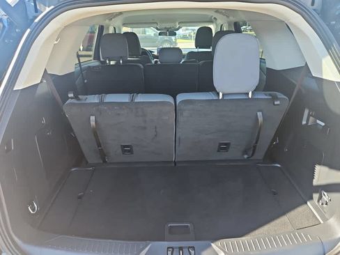 Used 2025 Ford Explorer Active RWD image 8