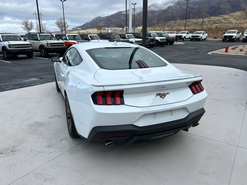 New 2026 Ford Mustang Premium image 7