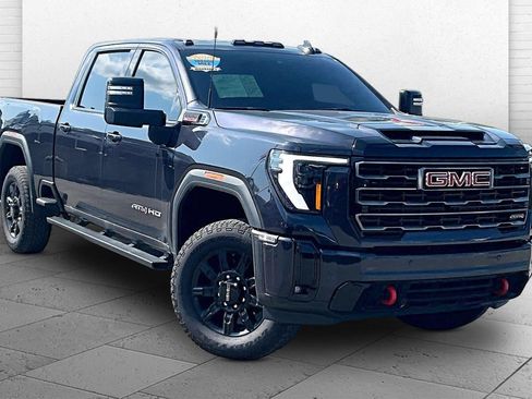 Used 2026 GMC Sierra 2500 AT4 AWD/4WD image 1