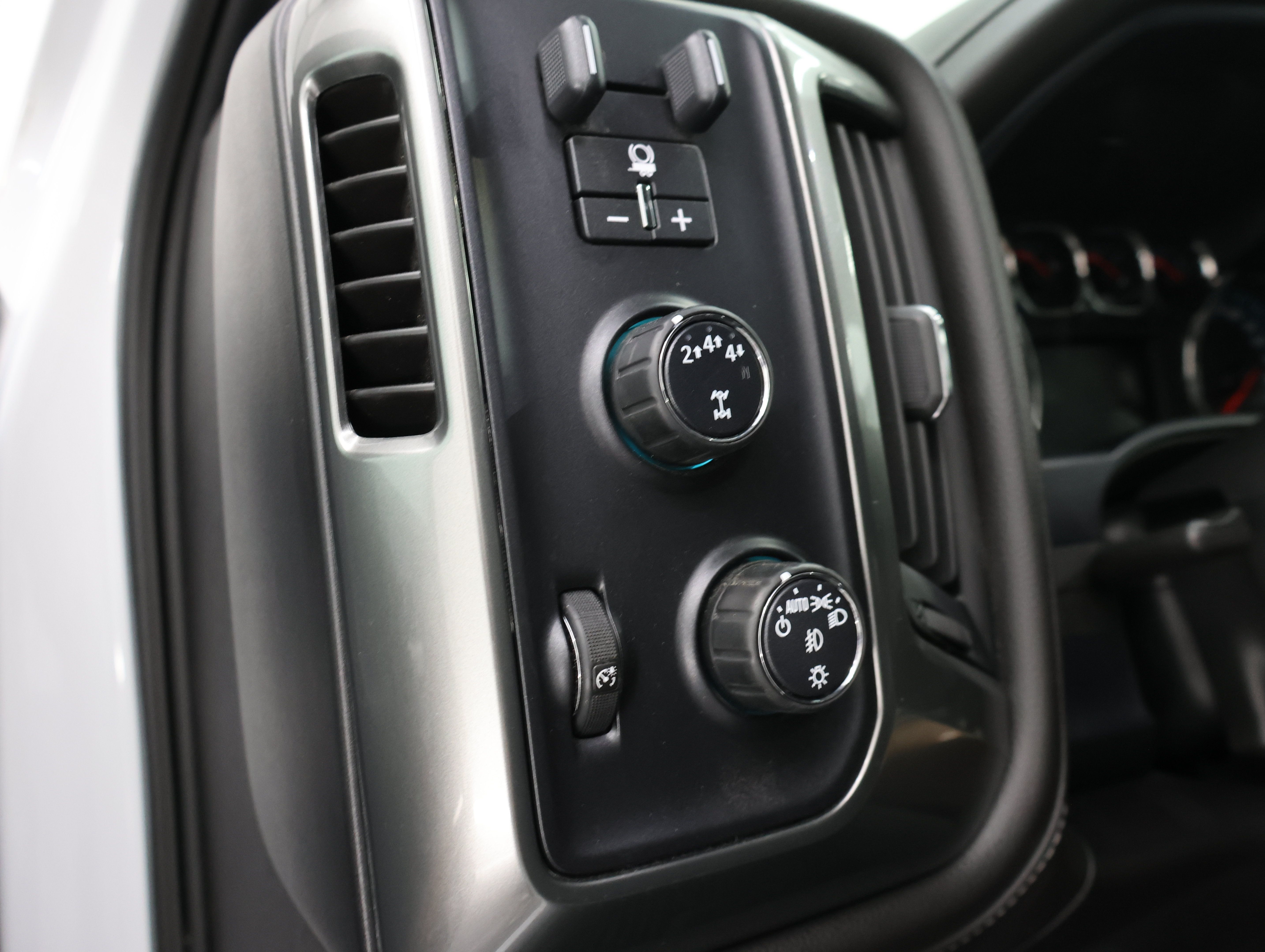 Used 2019 Chevrolet Silverado 3500 LTZ w/ Duramax Plus Package AWD/4WD image 40