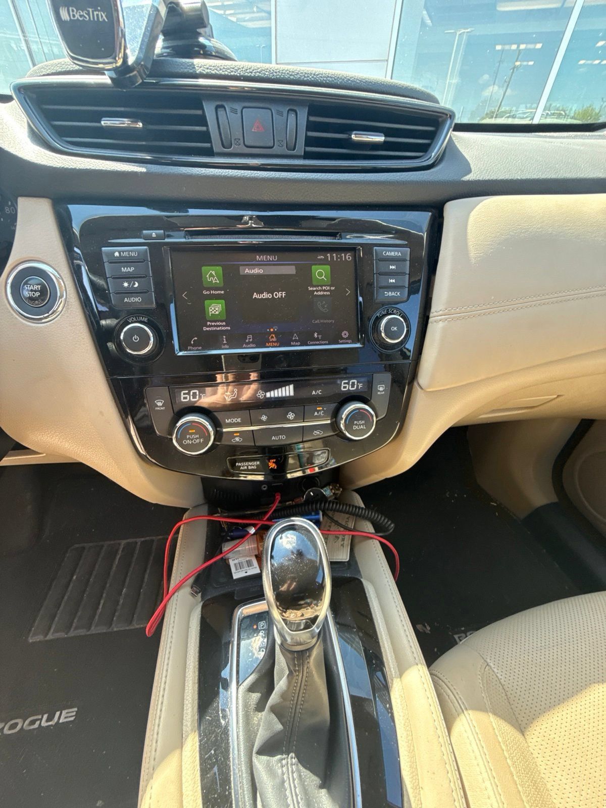 Used 2018 Nissan Rogue SL w/ Premium Package AWD/4WD image 4