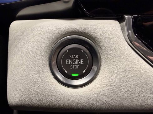 Used 2024 GMC Canyon AT4X AWD/4WD image 36