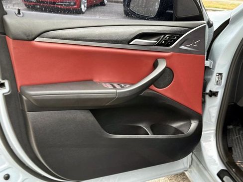Certified 2024 BMW X3 xDrive30i w/ M Sport Package image 18