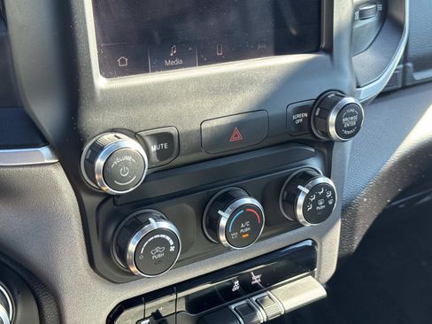 Used 2024 RAM 2500 Big Horn image 20