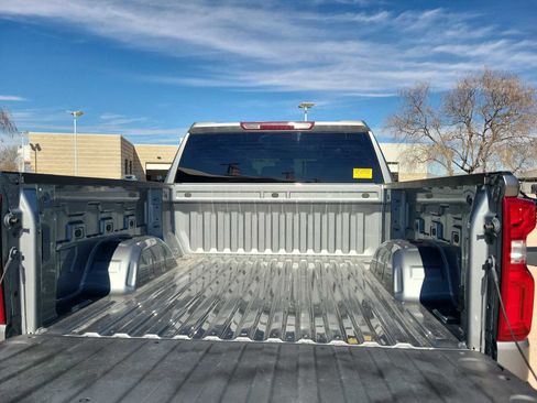 Used 2023 Chevrolet Silverado 1500 LT Trail Boss w/ LPO, Dark Essentials Package image 19