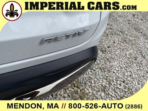 New 2026 Chevrolet Trax ACTIV w/ Sunroof Package FWD image 12
