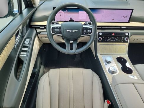 Used 2025 Genesis GV80 2.5T Advanced AWD/4WD image 18