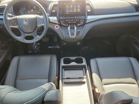 Used 2024 Honda Odyssey EX-L image 9