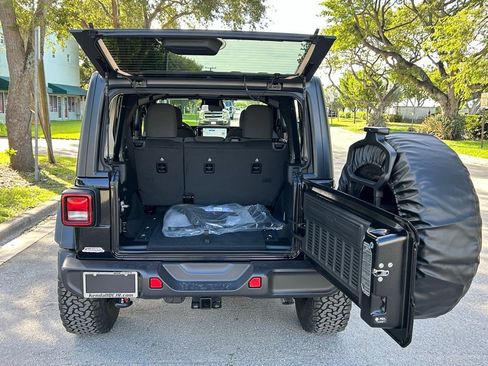 New 2026 Jeep Wrangler Unlimited Sport image 38