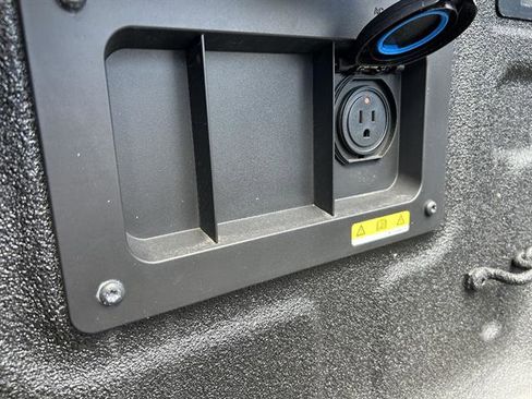 Used 2025 Ford Ranger Raptor image 38