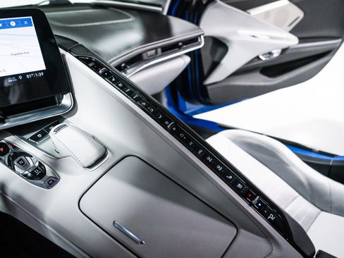 Used 2020 Chevrolet Corvette Stingray Premium Cpe w/ 3LT Preferred Equipment Group RWD image 26