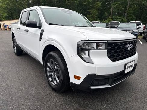 Certified 2025 Ford Maverick XLT w/ XLT Luxury Package AWD/4WD image 7