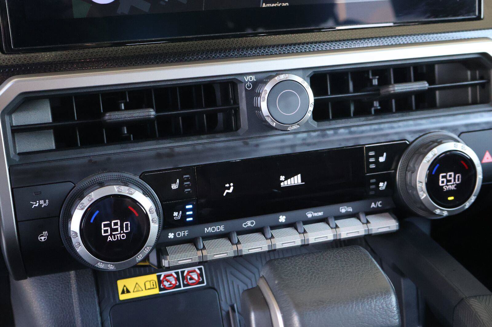 Certified 2025 Toyota 4Runner Limited AWD/4WD image 30