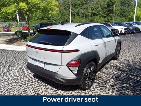 Certified 2025 Hyundai Kona SEL FWD image 7