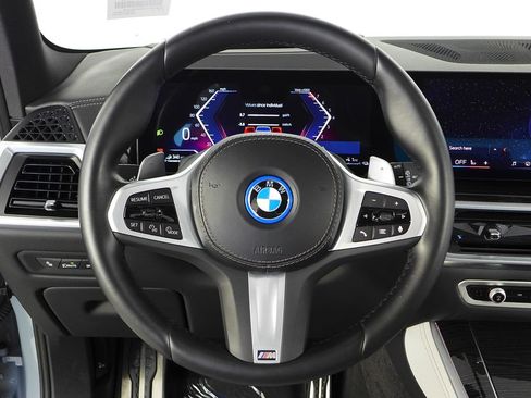 Used 2024 BMW X5 xDrive50e w/ M Sport Package AWD/4WD image 27