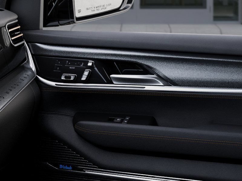 New 2026 Jeep Grand Wagoneer L Summit AWD/4WD image 26