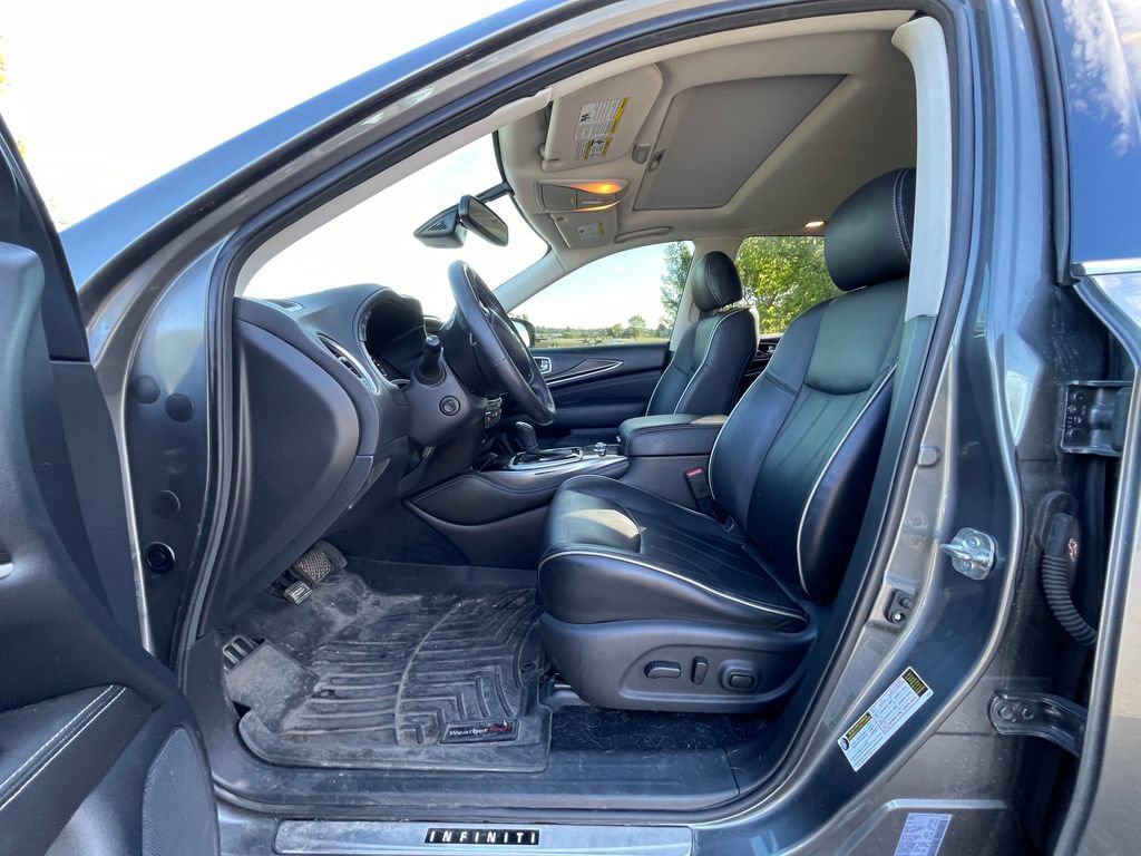 Used 2020 INFINITI QX60 Luxe w/ Essential Package AWD/4WD image 3