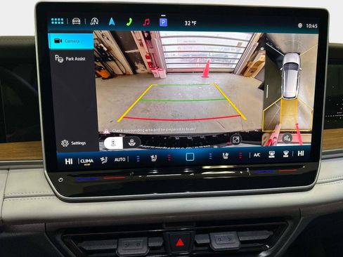 New 2026 Volkswagen Tiguan SEL R-Line image 25