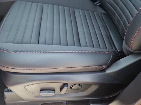 New 2026 Ford Explorer ST-Line w/ ST-Line Street Pack RWD image 23