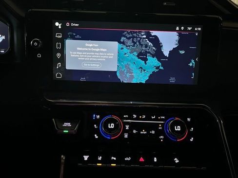 Used 2024 GMC Sierra 2500 Denali Ultimate image 17