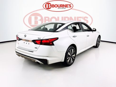 Used 2021 Nissan Altima 2.5 SV w/ SV Premium Package AWD/4WD image 11