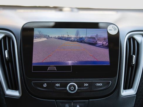 Used 2023 Chevrolet Malibu LT image 11