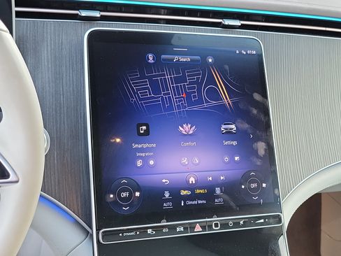 Used 2023 Mercedes-Benz EQS 450+ Sedan image 11