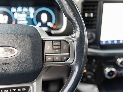 Used 2022 Ford F150 Limited image 27